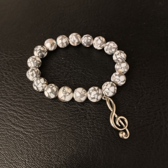 Howlite music bracelet - Picture 3 of 4